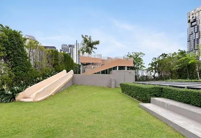 通羅天鐵站步行三分鐘精裝潢全套公寓 * 曼谷